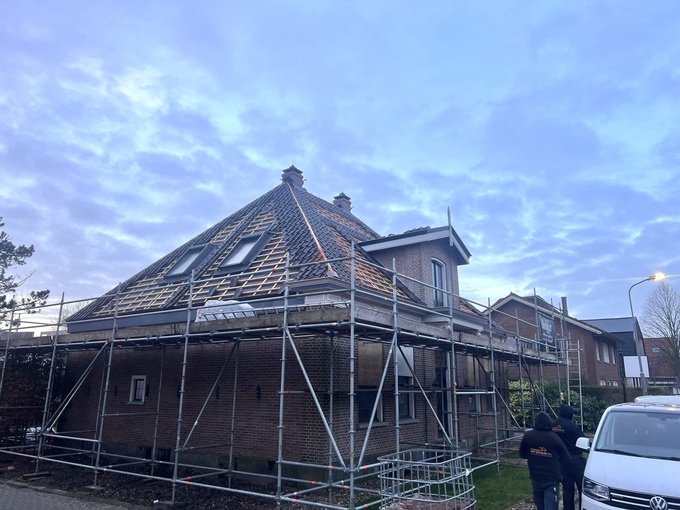 Pannen leggen notariswoning Nieuwe Niedorp